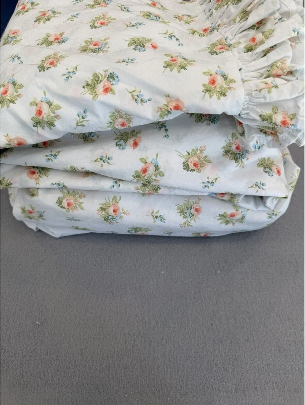 Laura Ashley Two Piece Sheet Set Size Full Peach & Blue Roses 100% Cotton EUC